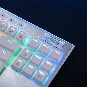 REDRAGON HORUS 87KEY RGB LED SUPER-SLIM ALU FRAME - White - Image 8